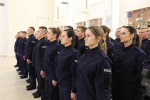 Zdjęcie policjantów podczas ślubowania