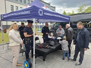 stoisko policji