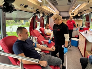 pobór krwi w ambulansie