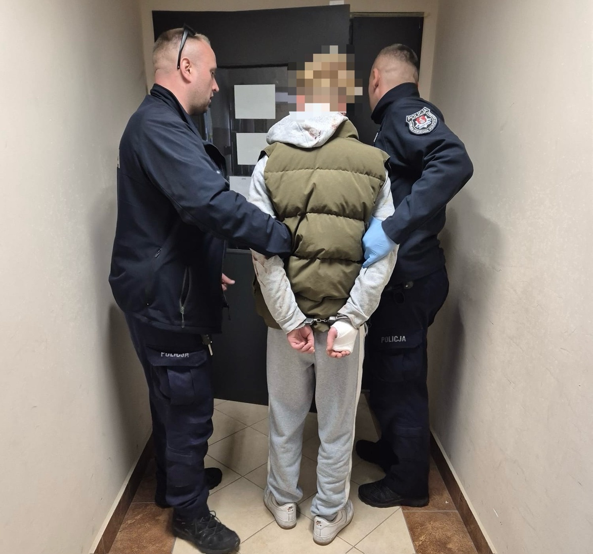 24-latek z Kraśnika zatrzymany po ucieczce i prowadzeniu pojazdu na zakazie
